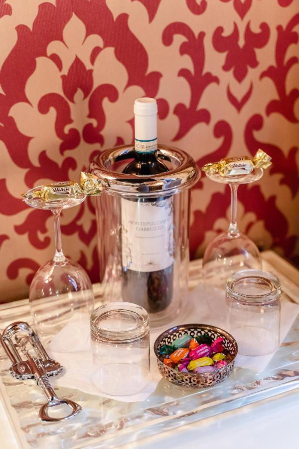 Locanda Del Sole-Roma Piazza Di Spagna Ripetta Zewnętrze zdjęcie